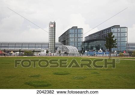 Stock Image - Lehrter Bahnhof, Main Railway Station, Berlin, Germany. Fotosearch