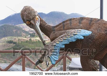 Stock Image - Life-size model of an Unenlagine on display at the Cretacic Park by Cal Orck'o, Chuquisaca Department, Bolivia. Fotosearch