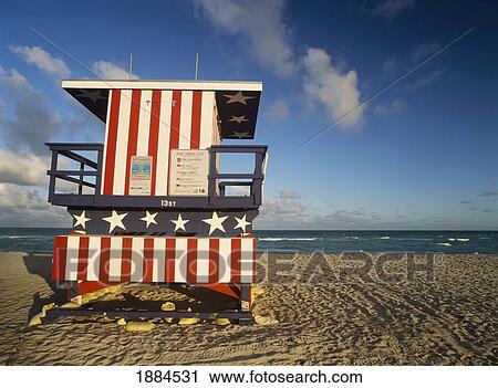 Lifeguard Tower At Dusk Painted In Stars And Stripes Design View Large Photo Image Stock Image - Lifeguard Tower At Dusk Painted In Stars And Stripes Design. Fotosearch