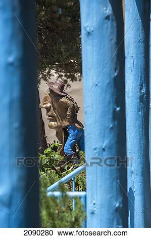 Stock Image - Lincoln's Union Sculpture By Charles Collins In Taos Plaza, Taos, New Mexico, Usa. Fotosearch