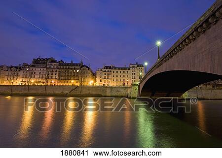 Looking Across River And Bridge To Ile St Louis At Dawn. View Large Photo Image Stock Image - Looking Across River And Bridge To Ile St Louis At Dawn.. Fotosearch