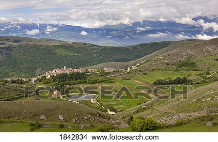 Picture - Looking Down Over Village Of Santo Stefano Di Sessanio; Santo Stefano Di Sessanio, Abruzzo, Itlay. Fotosearch