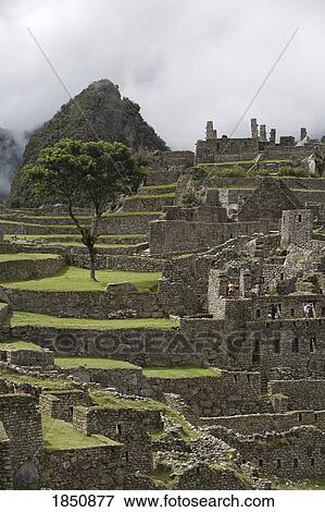 Stock Photo - Machu Picchu. Fotosearch