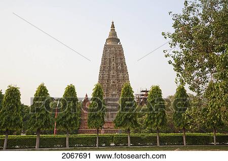 Mahabodi Temple At Dusk, Bodhgaya, Bihar, India View Large Photo Image Stock Image - Mahabodi Temple At Dusk, Bodhgaya, Bihar, India. Fotosearch