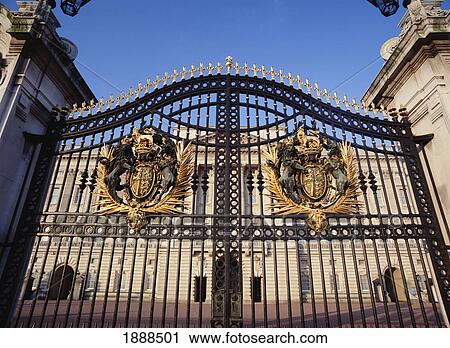 Main Gates Of Buckingham Palace View Large Photo Image Stock Image - Main Gates Of Buckingham Palace. Fotosearch