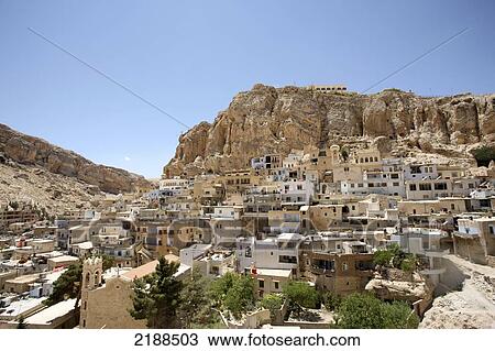Stock Image - MA'LOULA CHRISTIAN VILLAGE QUALAMOUN MOUNTAINS SYRIA. Fotosearch