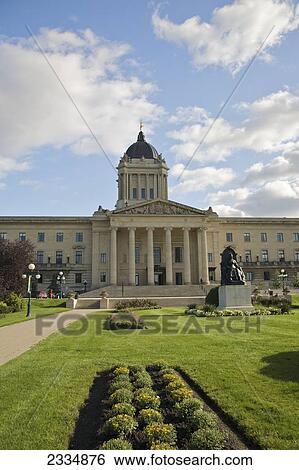 Stock Photograph - Manitoba Legislative Building And The Golden Boy Statue; Winnipeg, Manitoba, Canada. Fotosearch