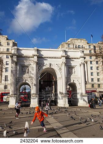 Marble Arch; London, England View Large Photo Image Picture - Marble Arch; London, England. Fotosearch