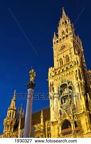 Marienplatz, Munch, Bavaria View Large Photo Image Stock Photo - Marienplatz, Munch, Bavaria. Fotosearch