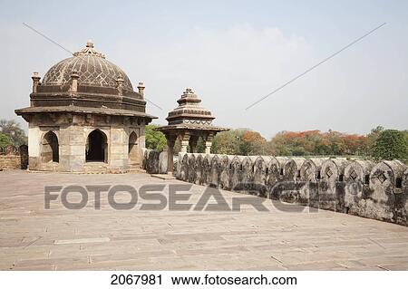 Stock Image - Mausoleum Of Sher Shah, Sasaram, Bihar, India. Fotosearch
