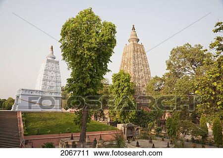 Stock Image - Mayadevi Shrine And Mahabodi Temple, Bodhgaya, Bihar, India. Fotosearch