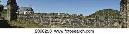Stock Image - Medieval City Wall And Defensive Tower; Oberwesel Germany. Fotosearch