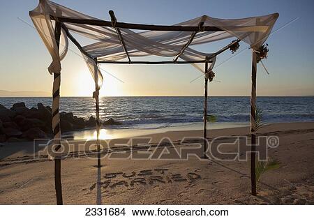 Mexico, Destination wedding on beach; Puerto Vallarta View Large Photo Image Picture - Mexico, Destination wedding on beach; Puerto Vallarta. Fotosearch