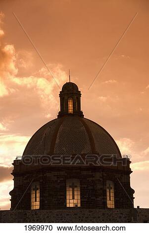 Stock Image - Mexico, Guanajuato, San Miguel De Allende, Templo De San Francisco, Sunset.. Fotosearch