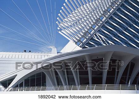 Milwaukee Modern Art Museum View Large Photo Image Stock Image - Milwaukee Modern Art Museum. Fotosearch