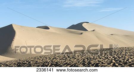 Mingsha Mountain; Jiuquan, Gansu, China View Large Photo Image Stock Image - Mingsha Mountain; Jiuquan, Gansu, China. Fotosearch
