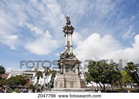 Monument To The Heroes Of Independence On Plaza Grande, Quito, Pichincha, Ecuador View Large Photo Image Stock Photo - Monument To The Heroes Of Independence On Plaza Grande, Quito, Pichincha, Ecuador. Fotosearch