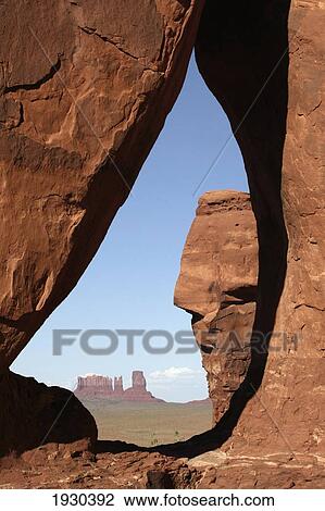 Monument Valley, Utah/Arizona, Usa View Large Photo Image Stock Image - Monument Valley, Utah/Arizona, Usa. Fotosearch