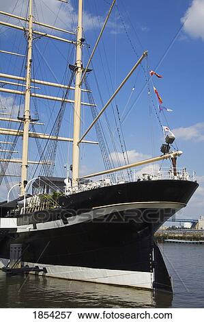 Moshulu Tall Ship, Penn's Landing, Waterfront District, Philadelphia, Pennsylvania, Usa View Large Photo Image Stock Photo - Moshulu Tall Ship, Penn's Landing, Waterfront District, Philadelphia, Pennsylvania, Usa. Fotosearch
