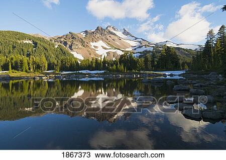 Stock Image - Mount Jefferson, Mount Jefferson Wilderness, Willamette National Forest; Oregon, Usa. Fotosearch
