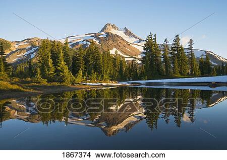 Picture - Mount Jefferson, Oregon, Usa. Fotosearch