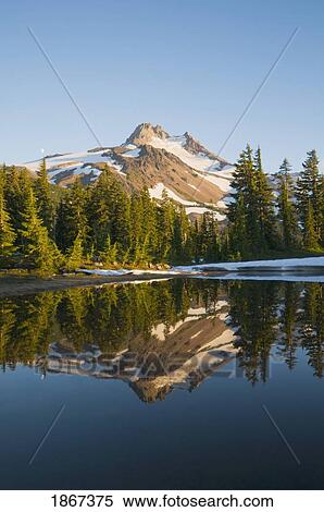 Stock Photography - Mount Jefferson, Oregon, Usa. Fotosearch