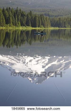 Stock Photography - Mt. Hood Reflecting In Trillium Lake; Mt Hood National Forest, Oregon, Usa. Fotosearch