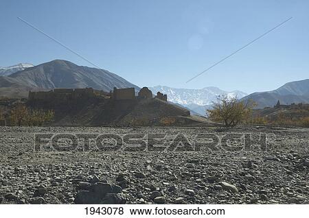 Mud Fort In The Siagerd Valley, Parwan Province, Afghanistan View Large Photo Image Stock Photo - Mud Fort In The Siagerd Valley, Parwan Province, Afghanistan. Fotosearch