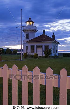 Stock Image - Mukilteo Lighthouse Park; Mukilteo, Washington, Usa. Fotosearch