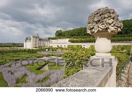 Music Garden Of The Chateau De Villandry, Villandry, Indre-Et-Loire, France View Large Photo Image Stock Image - Music Garden Of The Chateau De Villandry, Villandry, Indre-Et-Loire, France. Fotosearch