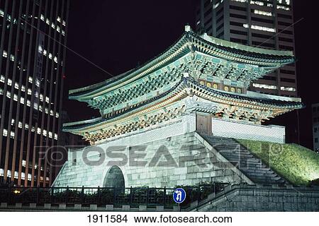Namdaemum (South Great Gate), Seoul, South Korea. View Large Photo Image Picture - Namdaemum (South Great Gate), Seoul, South Korea.. Fotosearch