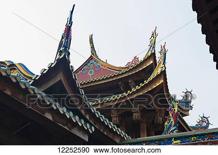 Nanputuo, famous Buddhist temple; Xiamen, China View Large Photo Image Stock Image - Nanputuo, famous Buddhist temple; Xiamen, China. Fotosearch
