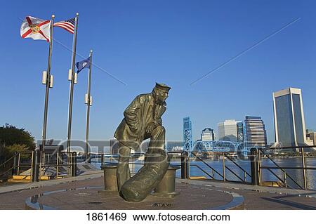 Stock Photo - Navy Memorial Statue; Jacksonville, Florida, Usa. Fotosearch