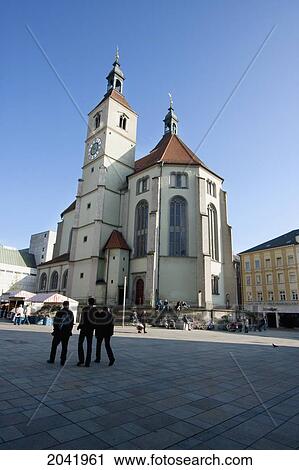 New Parish Church On Neupfarrplatz, Regensburg, Bavaria, Germany View Large Photo Image Stock Image - New Parish Church On Neupfarrplatz, Regensburg, Bavaria, Germany. Fotosearch