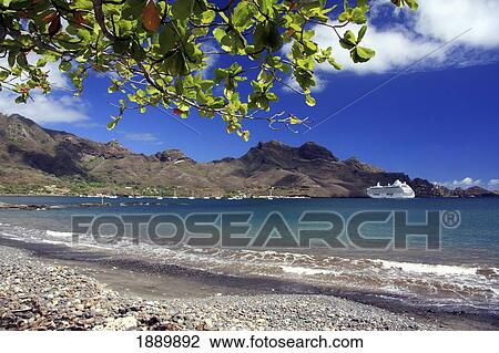 Stock Image - Niku Hiva Bay. Fotosearch