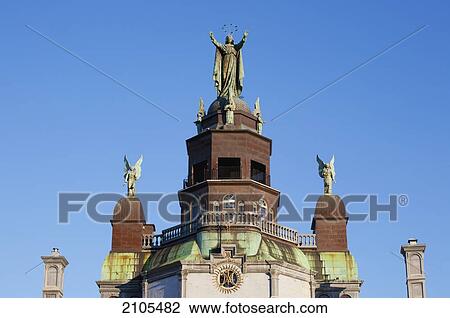 Notre-Dame-De-Bon-Secours Chapel; Montreal Quebec Canada View Large Photo Image Stock Image - Notre-Dame-De-Bon-Secours Chapel; Montreal Quebec Canada. Fotosearch