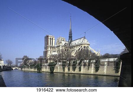 Stock Image - Notre Dame. Fotosearch