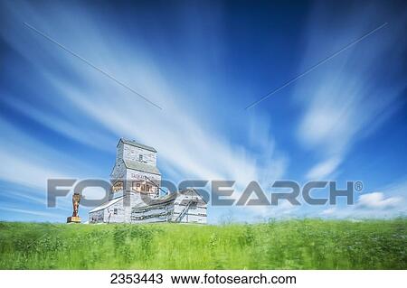 Stock Image - Old Grain Elevator; Horizon, Saskatchewan, Canada. Fotosearch