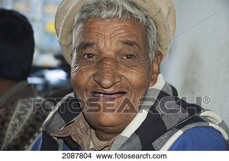 Picture - Old Kashmiri Man, Muzaffarabad, Azad Kashmir, Pakistan. Fotosearch