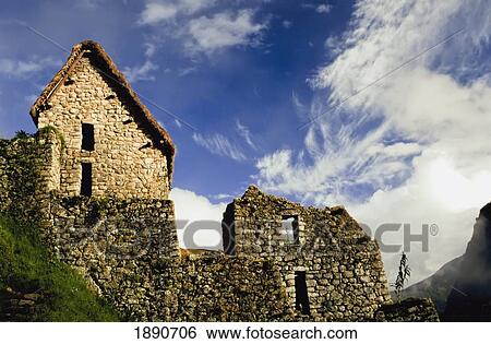 Stock Photograph - Old Ruined House. Fotosearch