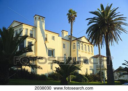 Stock Image - Opulent Private Home In The Sea Cliff Area; San Francisco California United States Of America. Fotosearch