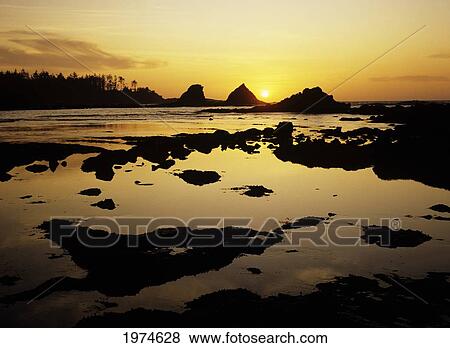 Stock Photo - Oregon Coast, Sunset Bay State Park, Sunset Over Rocks And Tidepools.. Fotosearch