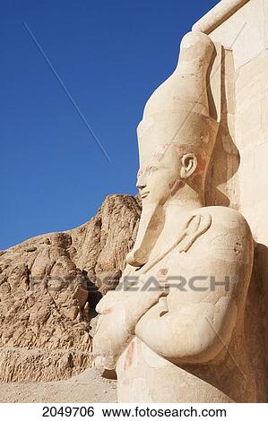 Stock Photograph - Osiride Statue In The Punt Colonnade Of The Hatshepsut Temple In Thebes (Deir-El-Bahri), Qina, Egypt. Fotosearch