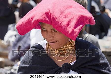 Picture - Otavaleno Woman, Otavalo, Imbabura, Ecuador. Fotosearch