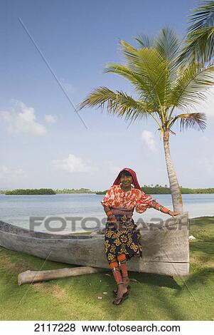 Stock Photo - Panama, San Blas Islands (also called Kuna Yala Islands), Playon Chico Village, Kuna woman. Fotosearch