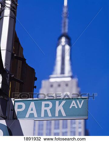Park Avenue Sign With Empire State Building In Background View Large Photo Image Stock Image - Park Avenue Sign With Empire State Building In Background. Fotosearch