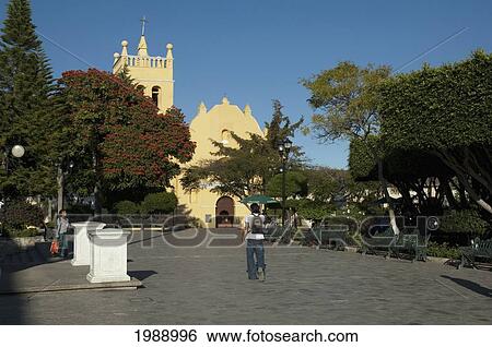 Parque Central And Santo Domingo Church, Comitan, Chiapas, Mexico View Large Photo Image Stock Photograph - Parque Central And Santo Domingo Church, Comitan, Chiapas, Mexico. Fotosearch