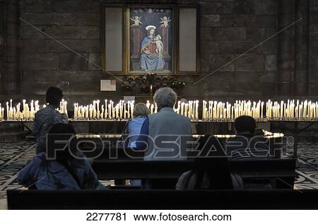 People Praying To The Virgin Mary, Duomo, Milan, Italy View Large Photo Image Stock Image - People Praying To The Virgin Mary, Duomo, Milan, Italy. Fotosearch