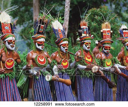 Stock Image - Performers at the Goroka Show, Eastern Highlands; Goroka, Eastern Highlands, Papua New Guinea. Fotosearch