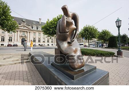 Stock Image - Place De Martyrs (Martyrs' Square) To Commemorate The Victims Of The Nazi Occupation, Luxembourg. Fotosearch